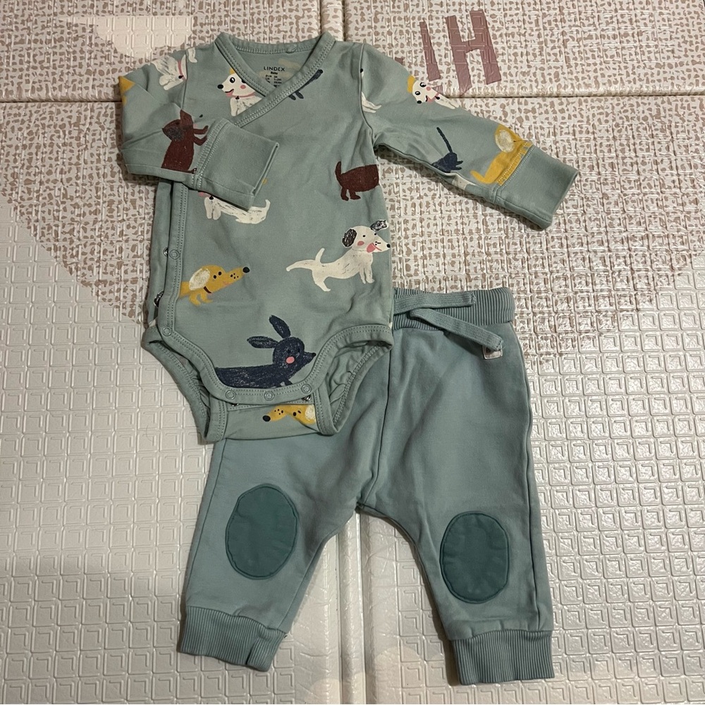 B1G1 🌟 Lindex Dog Print Baby Outfit - Green
